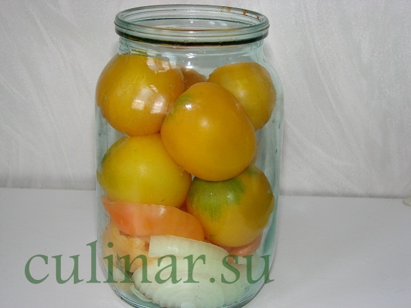Маринованные кисло-сладкие желтые помидоры